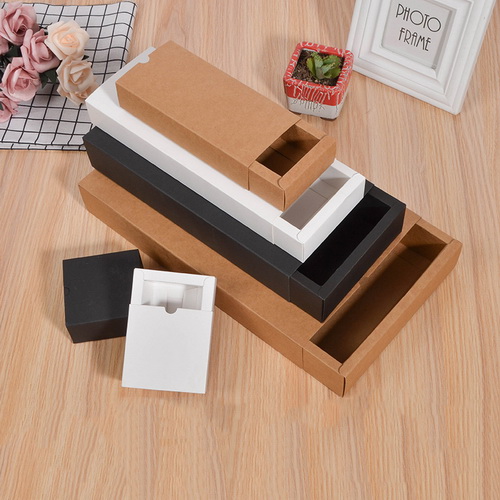 Custom-apparel-boxes-with-logo